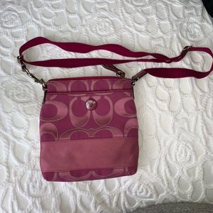 Crossbody messenger